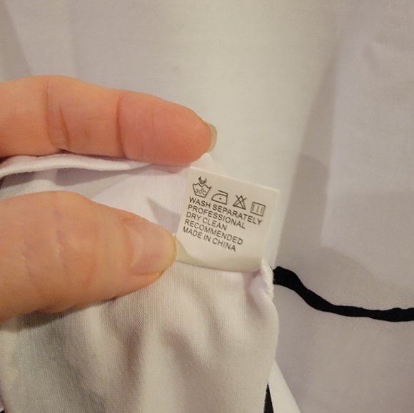 Lunivop Women's Tshirt - Picture 7 of 9